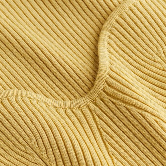 Top - Picture 3 of 4